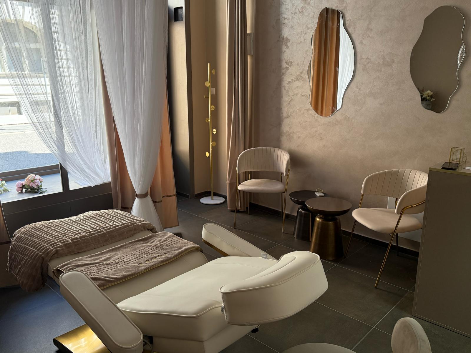 Salon Naisy